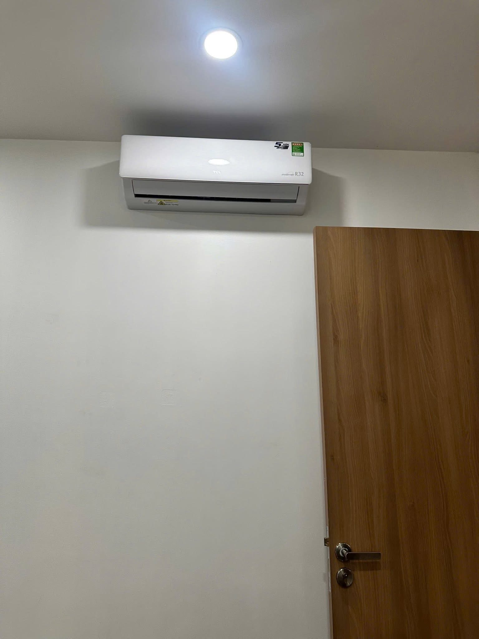 Cho thuê căn hộ full nội thất view hồ bơi thoáng mát