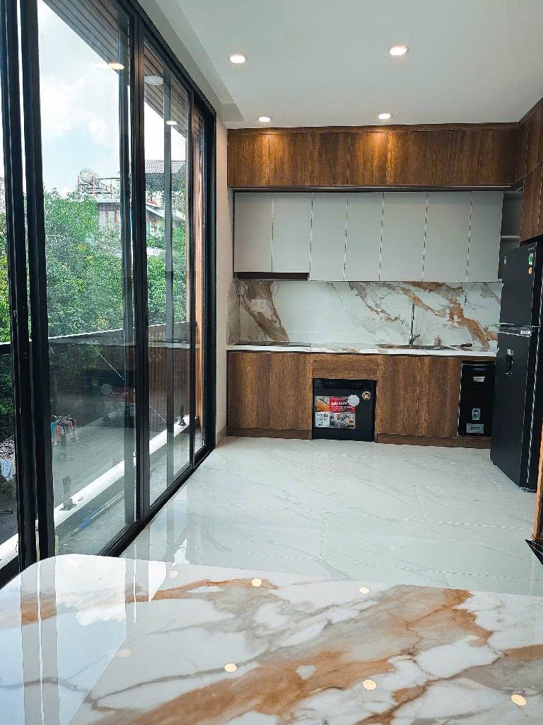 NHÀ 4 TẦNG – 2 MẶT TIỀN – ĐƯỜNG 10M – BÌNH TRƯNG
